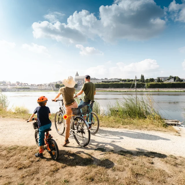 Balade à vélo au port de la Creusille