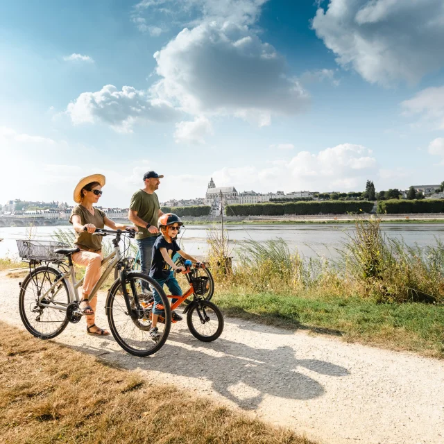 Balade à vélo au port de la Creusille