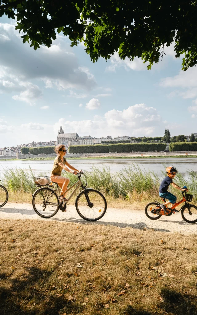 Balade à vélo au port de la Creusille