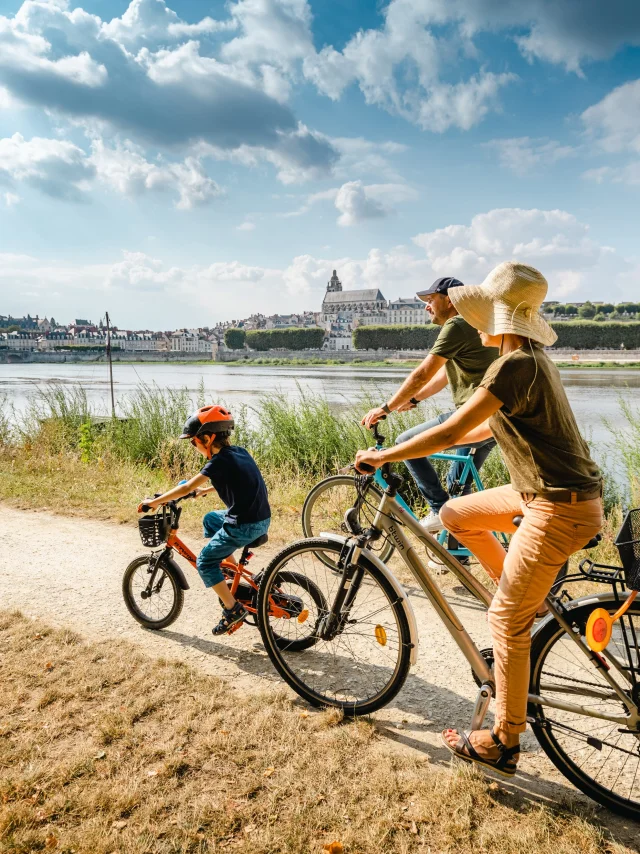 Balade à vélo au port de la Creusille